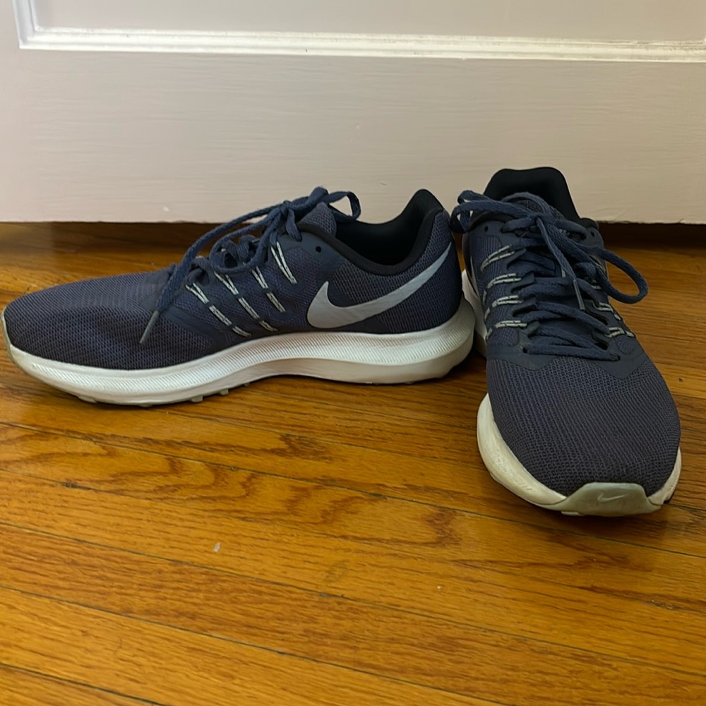Nike‎ Run Swift shoes
